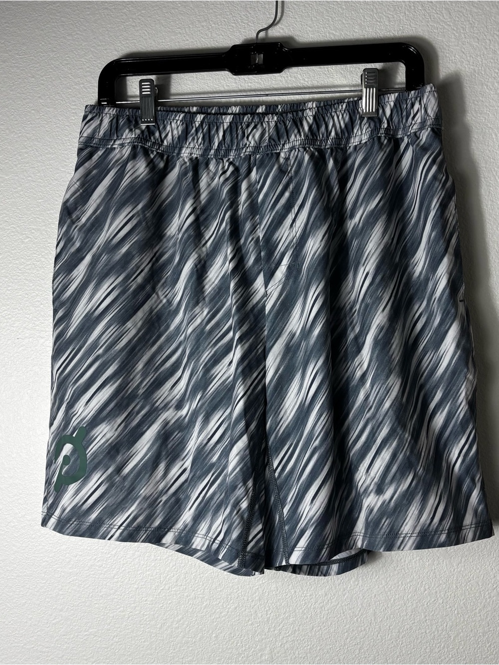 Peloton Men’s Athletic Shorts Gray Space Dye Print Size L